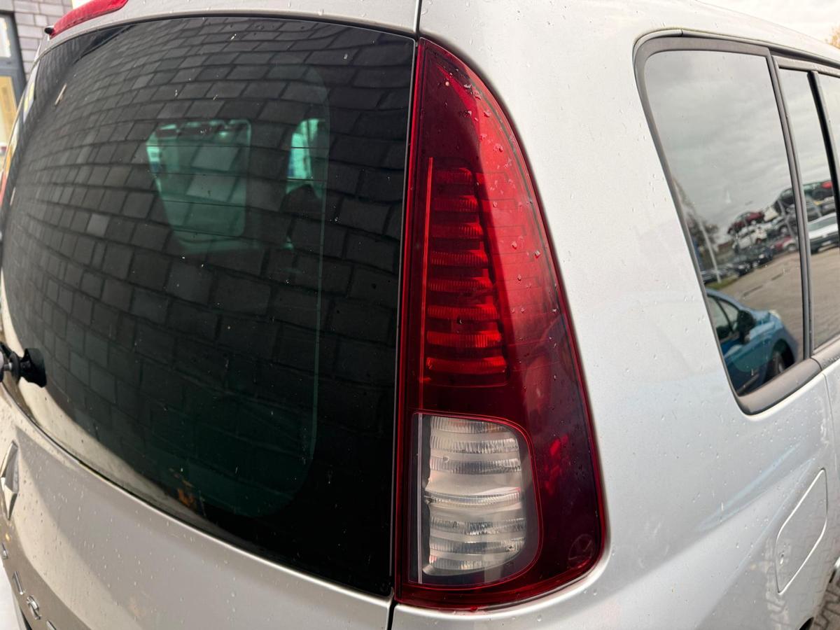 Renault Espace 4 JK original Rücklicht Rückleuchte rechts Phase II BJ08